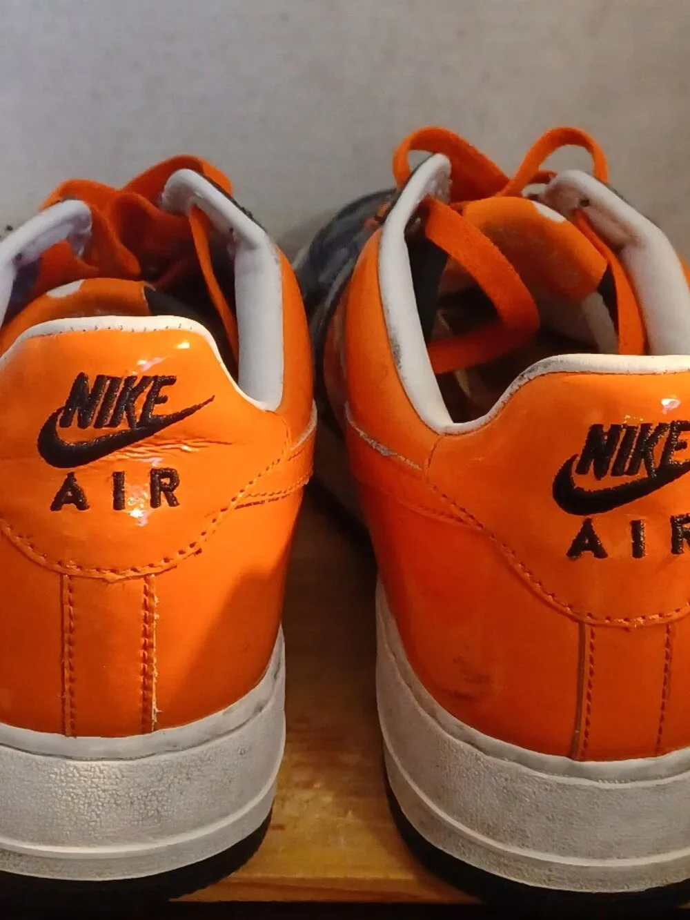 NIKE AIR FORCE 1 PREMIUM HOLIDAY SHOES SIZE 9